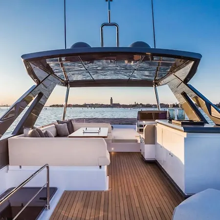 Tropez Luxury Yacht Πλωτό κατάλυμα Σαιν-Τροπέ