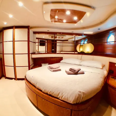 Tropez Luxury Yacht * Σαιν-Τροπέ